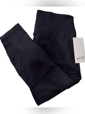 NWT LULULEMON SIZE 14 PAISLEY LACE OVERLAY 25” TIGHT AUTHENTIC BLACK $108 RETAIL